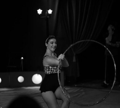cirque aix toussaint, spectacle enfants aix, billets cirque aix, cirque familial piedon, sortie famille aix